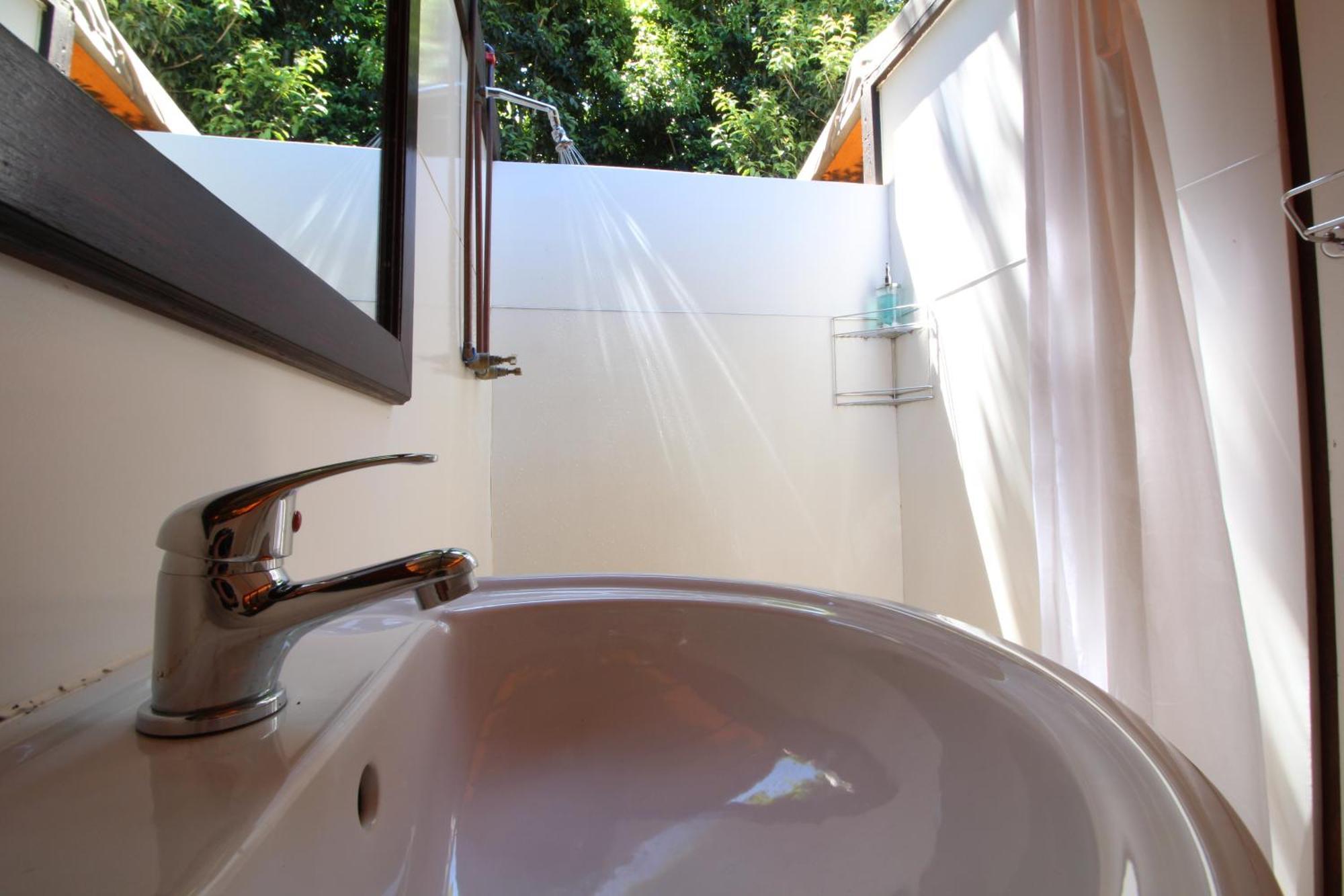 Mali Boutique Lodge & Tube 'N Axe Budget Accommodation Stormsrivier Phòng bức ảnh
