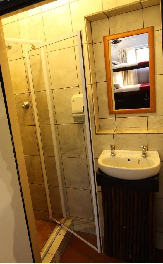 Mali Boutique Lodge & Tube 'N Axe Budget Accommodation Stormsrivier Ngoại thất bức ảnh